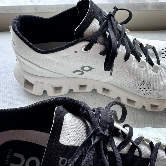 On Running White and Black Athletic Sneakers - Picture 6 of 9